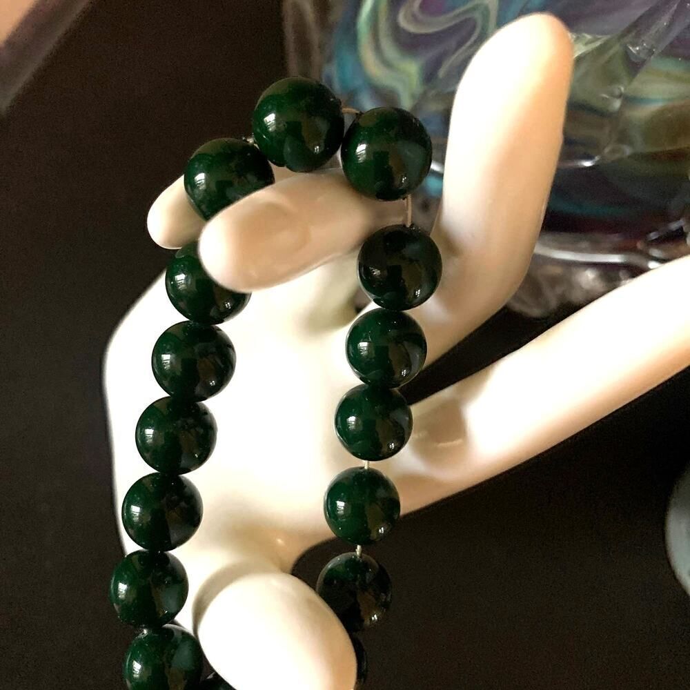 Beautiful Resin Bead Bracelet, Green, Unmarked